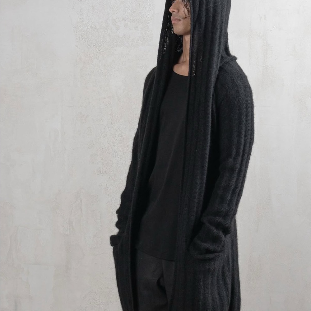 Eyn Vas Shifting Layer Black Cashmere Wool Blend Cardigan